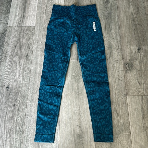 Gymshark High Waisted Adapt Animal Seamless Legging - Picture 2 of 7